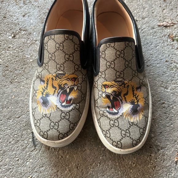 Authentic Gucci Tiger Canvas Leather Mens Slip On Sneakers - Picture 4 of 9